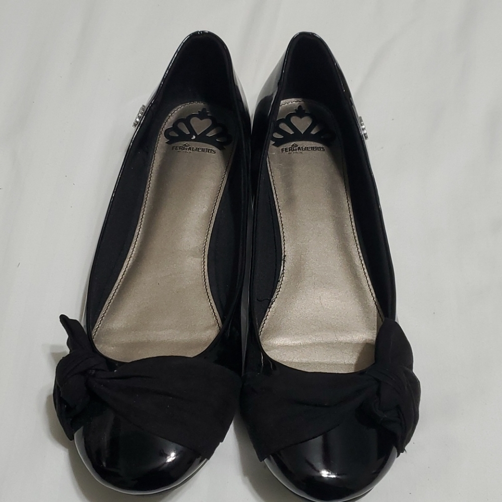 "FERGALICIOUS" BALLERINA WOMEN'S SHOE SIZE 10 BLAC